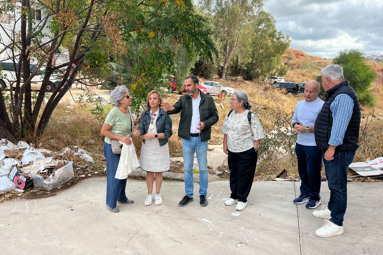 Pérez advierte a De la Torre que “el estado de abandono” en el que se encuentran los cauces y arroyos de Málaga “agrava el riesgo de inundaciones”