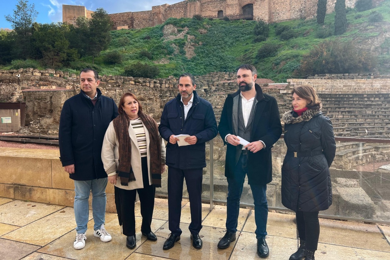 El PSOE exige a De la Torre “un plan de choque inmediato” para La Alcazaba y Gibralfaro porque “nuestro mayor símbolo patrimonial se cae a pedazos”
