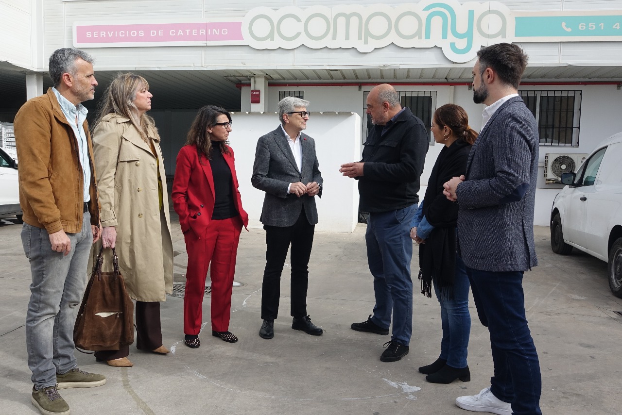 El PSOE-A denuncia que Andalucía sufre con Moreno Bonilla “el peor dato de pobreza y exclusión de España” y anima al cambio: “Nos jugamos unos servicios públicos que funcionen o su privatización”