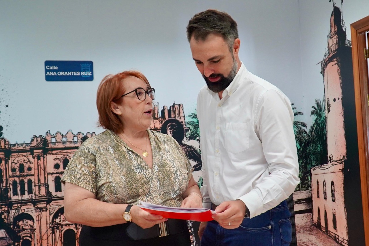 El PSOE destapa el "caos laboral" de De la Torre con 60 juicios en Limposam y critica el “apagón informativo” en otras cinco empresas públicas